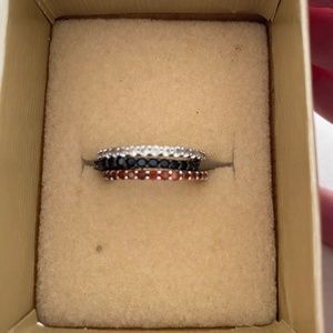 Stackable rings size 6